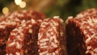 طريقة عمل رول الشوكولاتة والبسكويت